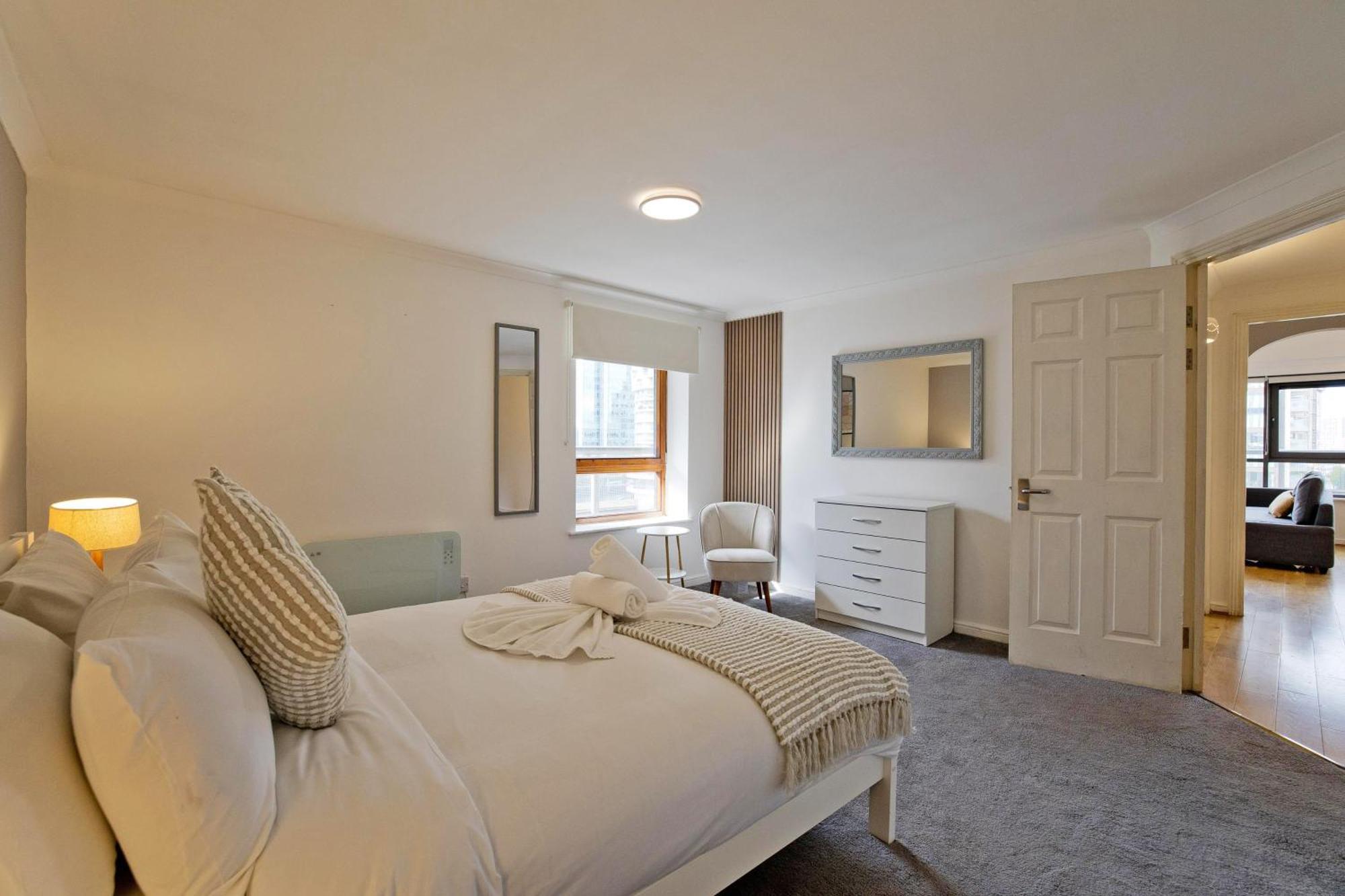 Imperial Meridian Place Apartment Лондон Экстерьер фото